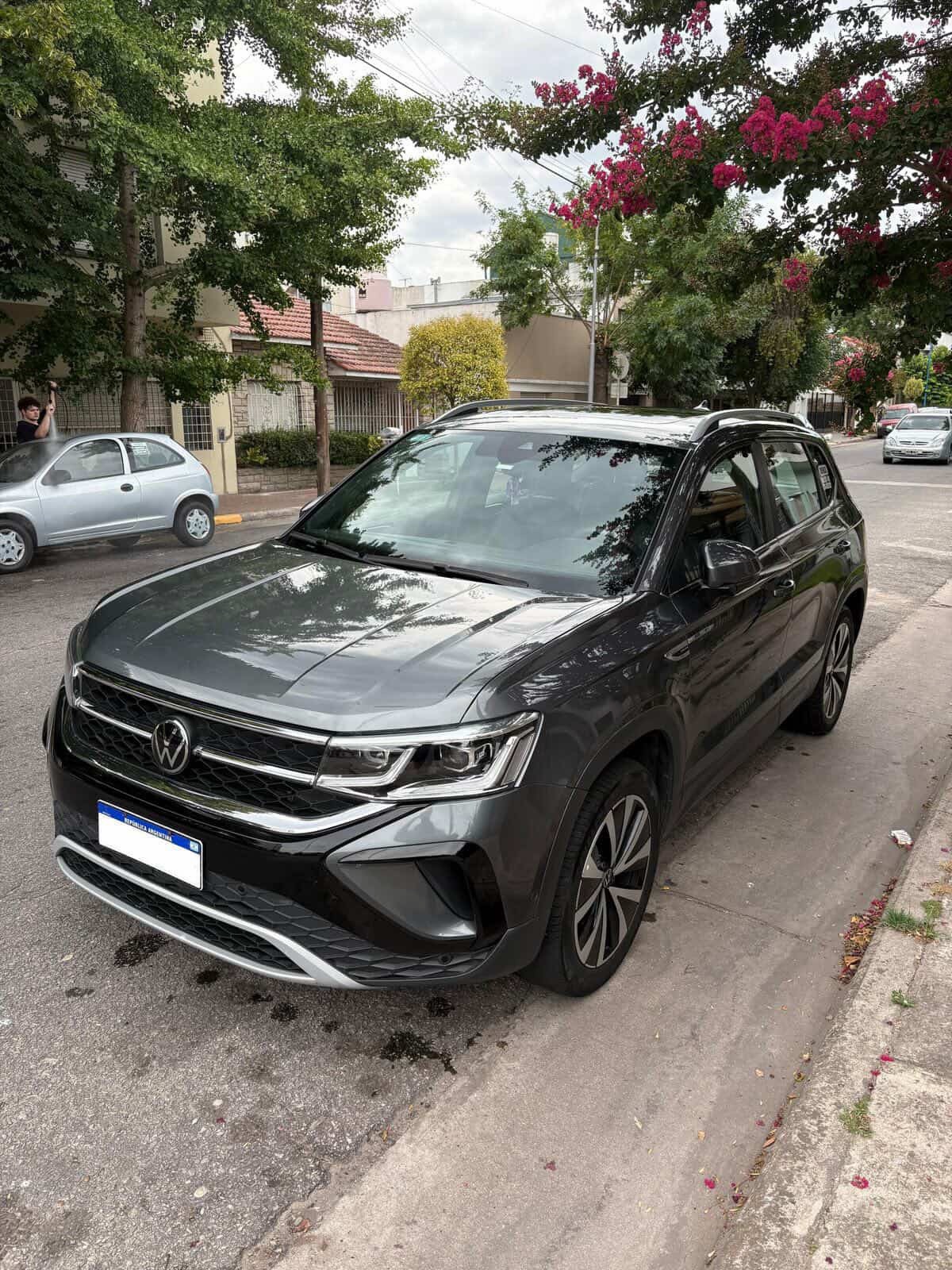 Volkswagen Taos Highline