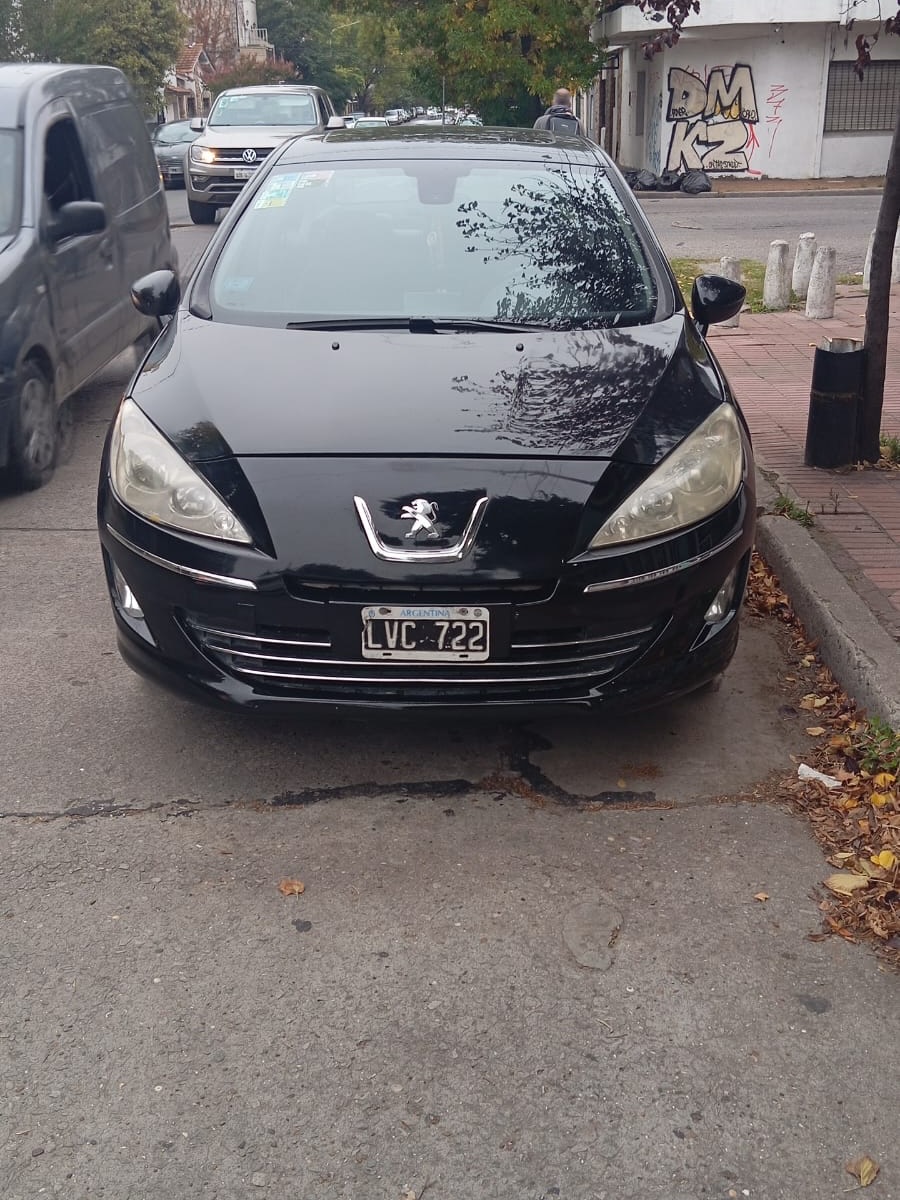 Peugeot 408 Feline