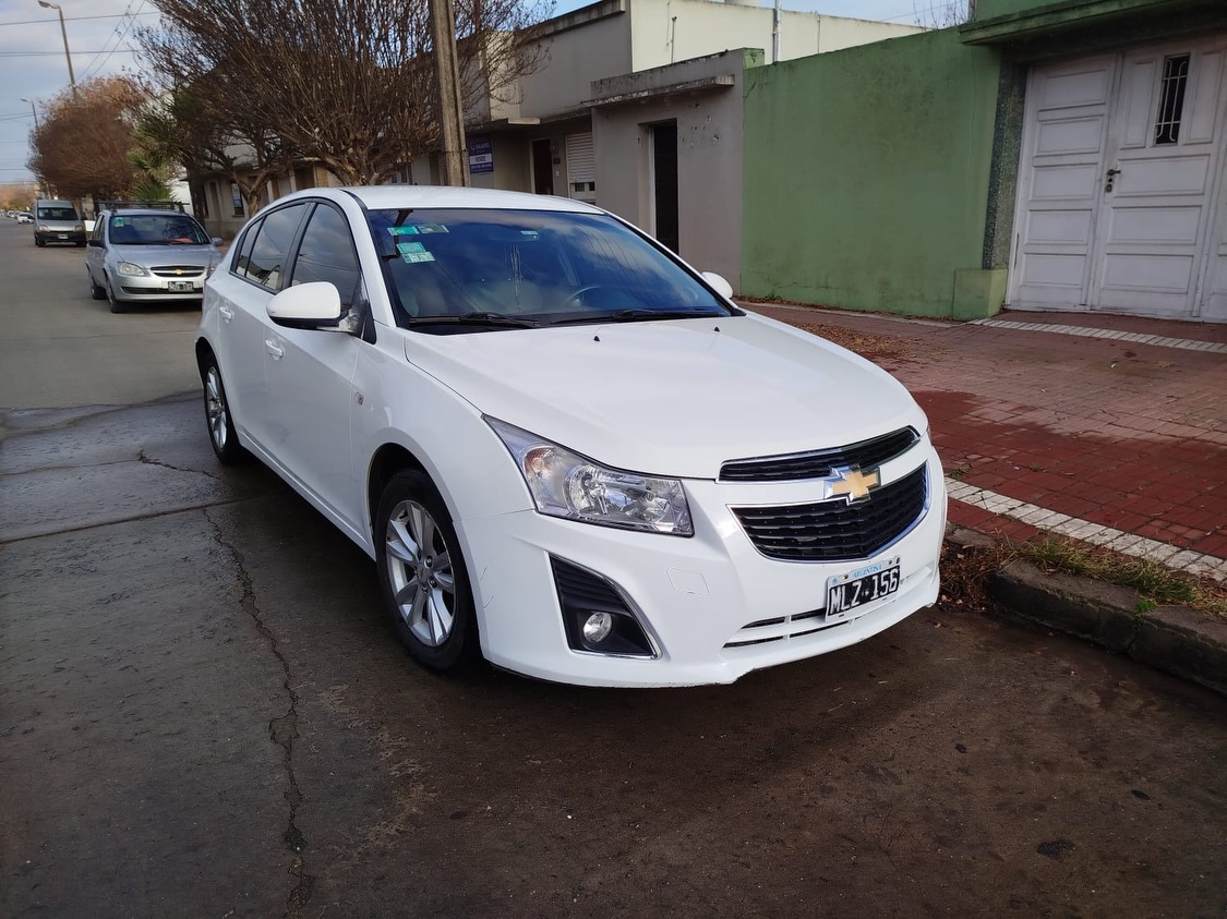Chevrolet Cruze LT 5P
