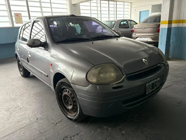 Renault Clio 1.9