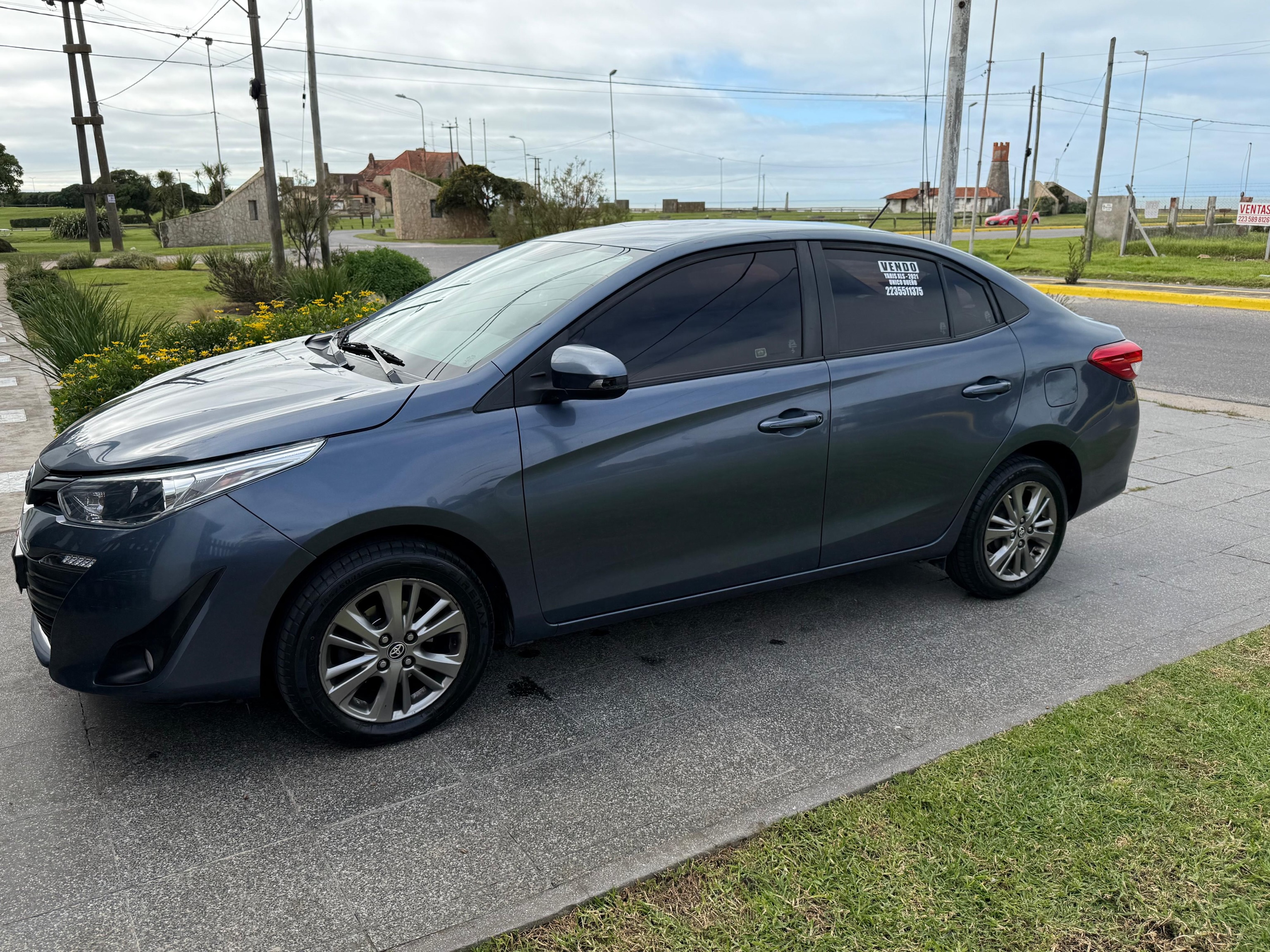 Toyota Yaris XLS