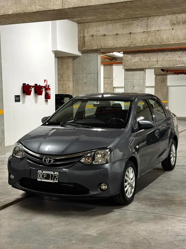 Toyota Etios XLS Sedan