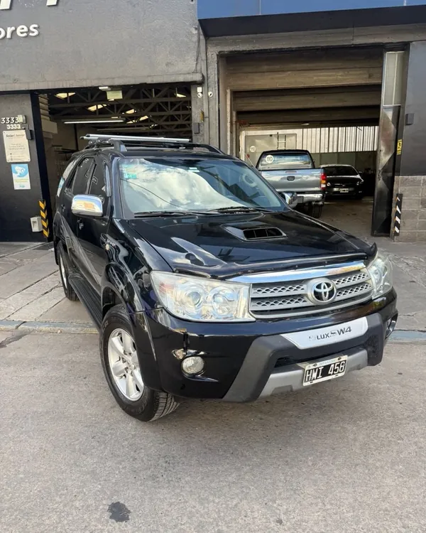 Toyota SW4