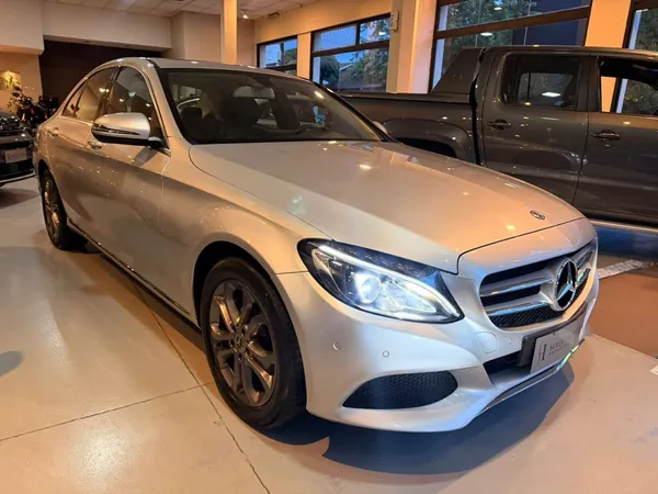Mercedes-Benz C200