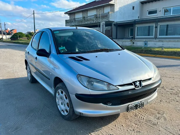 Peugeot 206