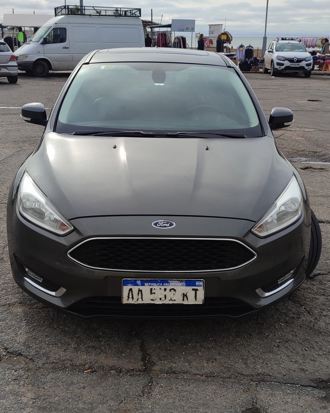 Ford Focus SE Plus 3