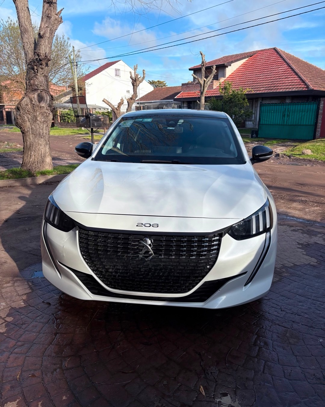 Peugeot 208 Feline Tiptronic
