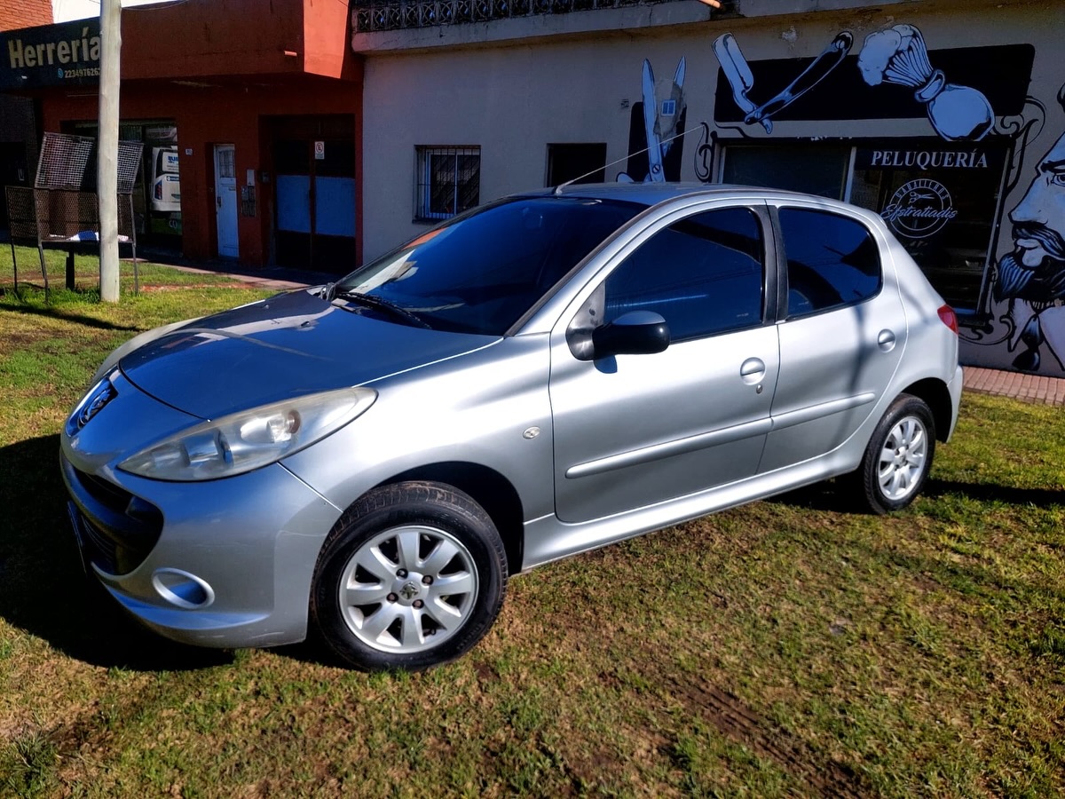 Peugeot 207 Compact