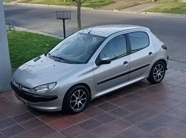Peugeot 206 X-Line