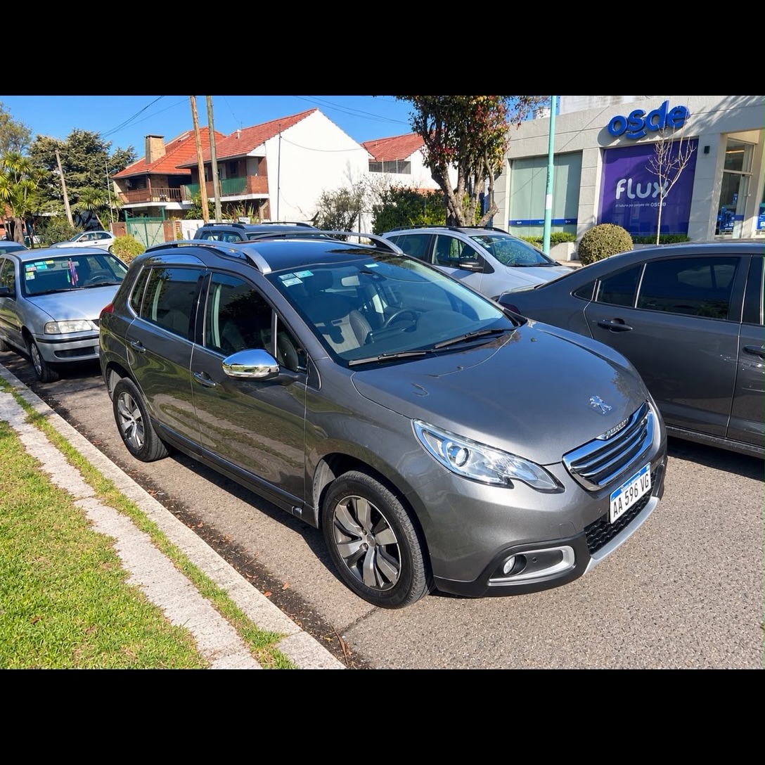 Peugeot 2008 Feline