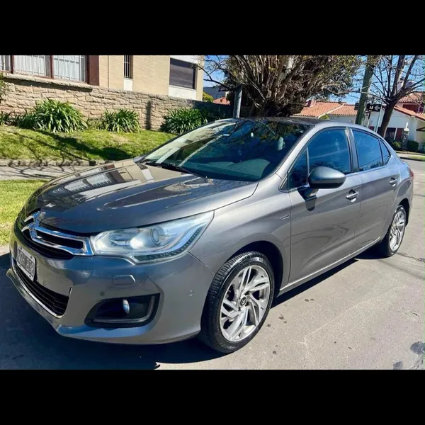 Citroën C4 Lounge Exclusive 1.6 THP AT6