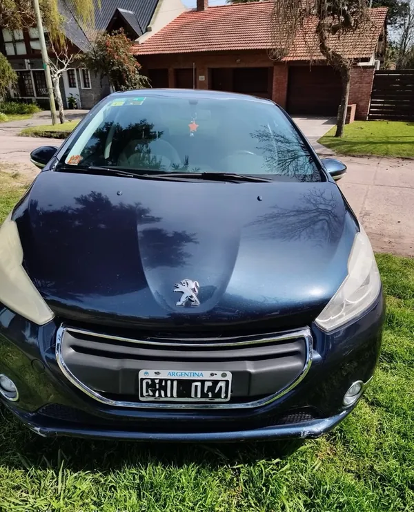 Peugeot 208 Allure